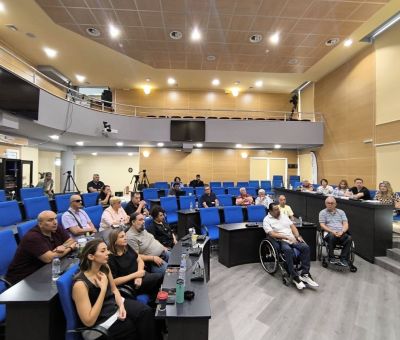 ΠΕΡΙΦΕΡΕΙΑ ΘΕΣΣΑΛΙΑΣ: ΝΕΟ ΠΙΛΟΤΙΚΟ ΠΡΟΓΡΑΜΜΑ ΓΙΑ ΤΗΝ ΠΡΟΣΒΑΣΙΜΟΤΗΤΑ ΑΤΟΜΩΝ ΜΕ ΑΝΑΠΗΡΙΑ