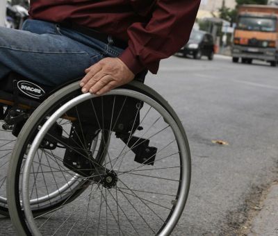 ΙΠΠΟΚΑΜΠΟΣ: "ΣΤΗ ΦΤΩΧΟΠΟΙΗΣΗ ΑΤΟΜΑ ΜΕ ΑΝΑΠΗΡΙΑ, ΧΡΟΝΙΕΣ ΚΑΙ ΣΠΑΝΙΕΣ ΠΑΘΗΣΕΙΣ